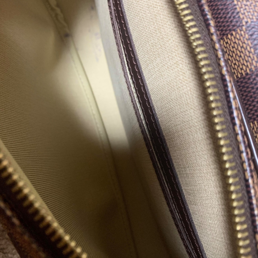 💐Authentic PM REPORTER BODYBAG 💐 - Picture 9 of 11